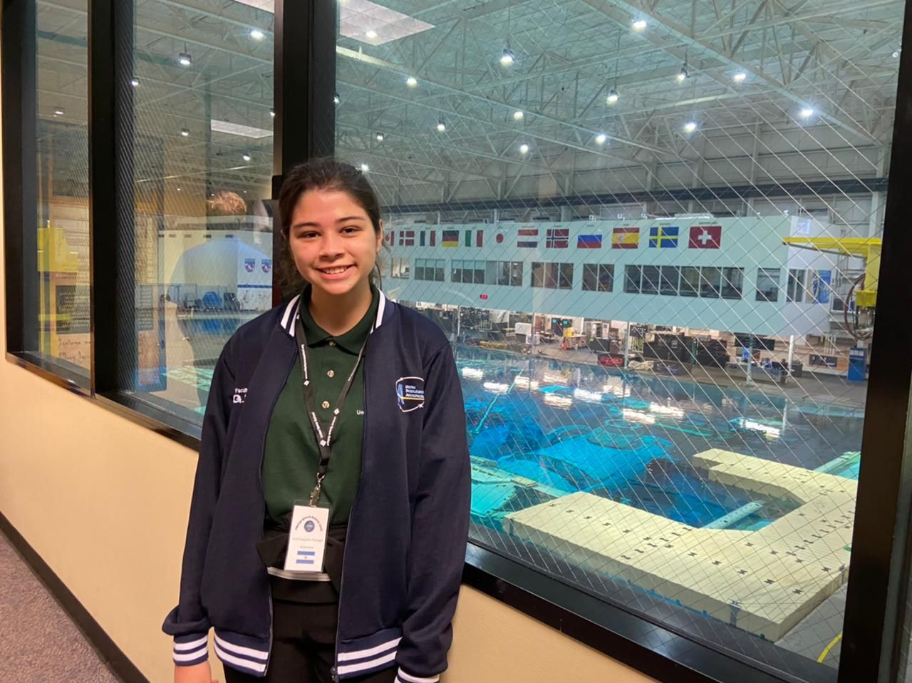 La joven platense en el NBL (Neutral Buoyancy Laboratory). 